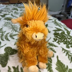 New with tags Highland Brown Cow Toy Plush Living Nature